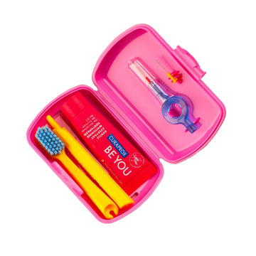 Curaprox Travel-Set Pink. Set includes Travel Toothbrush CS 5460, 10ml Be You Toothpaste, Interdental Brush CPS prime 07, CPS prime 09.